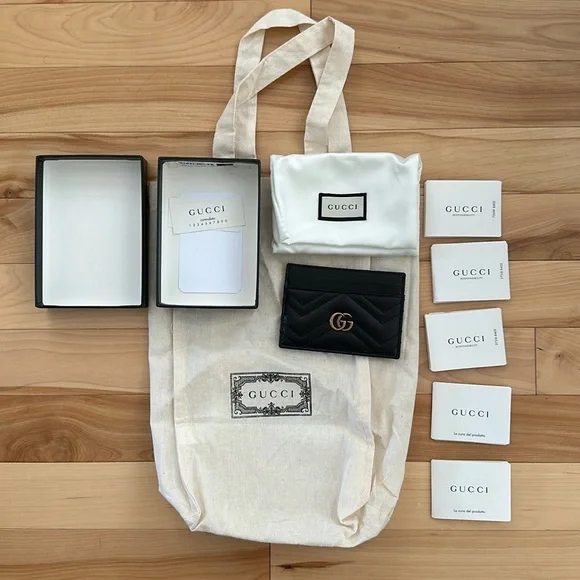 Gucci GG Marmont Card Case - Picture 7 of 12